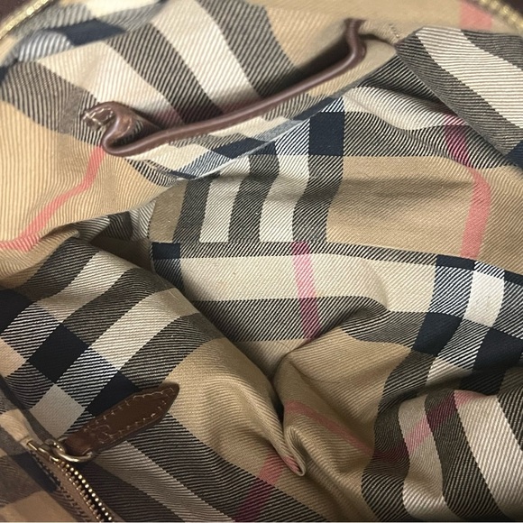 Burberry Women’s Brown Leather Tote Handbag Purse Made in Italy 100% Authentic - Picture 7 of 10